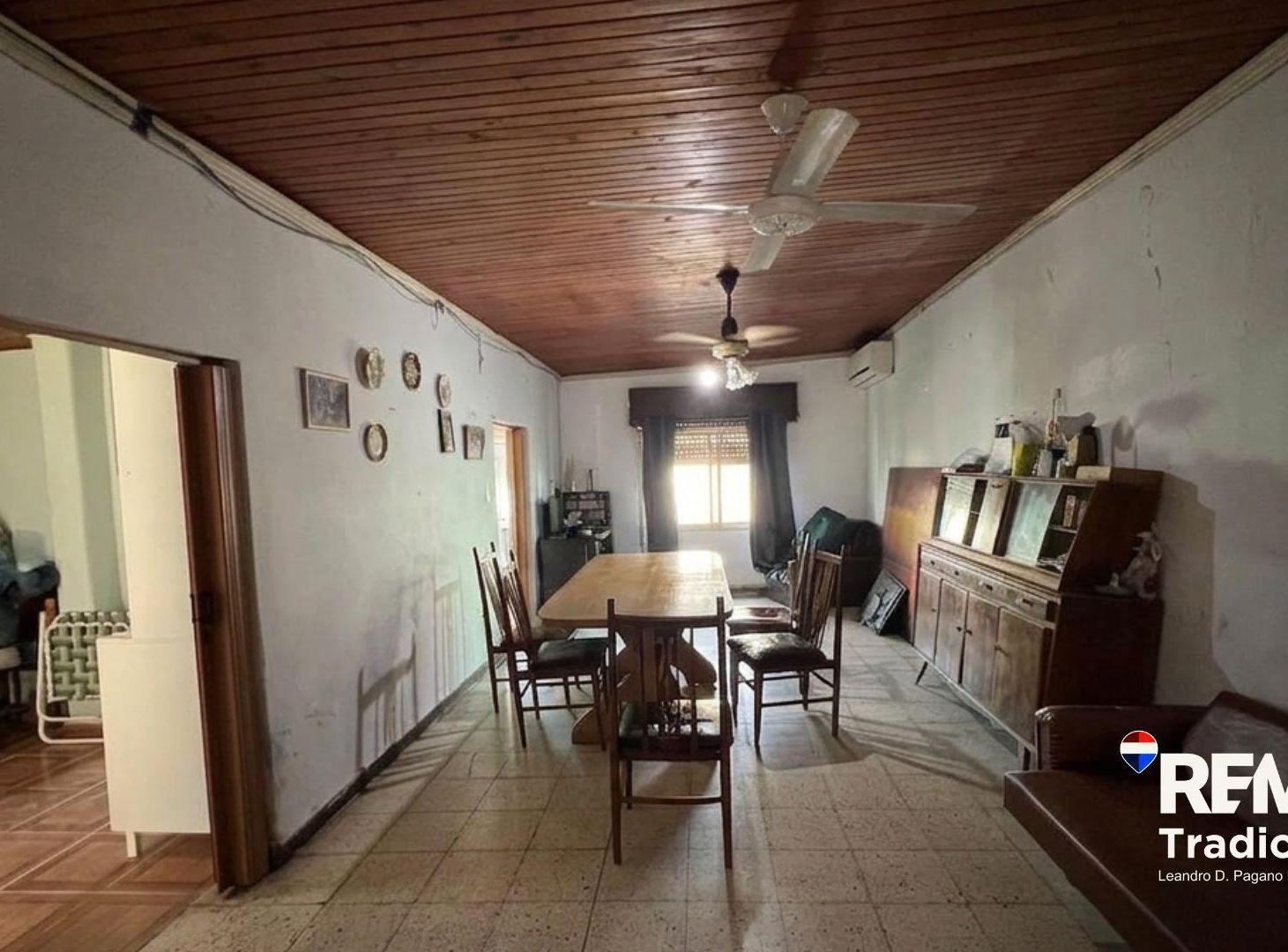 Foto de CASA EN VENTA - 2 DORMITORIOS - ZONA UNNE, imagen 2