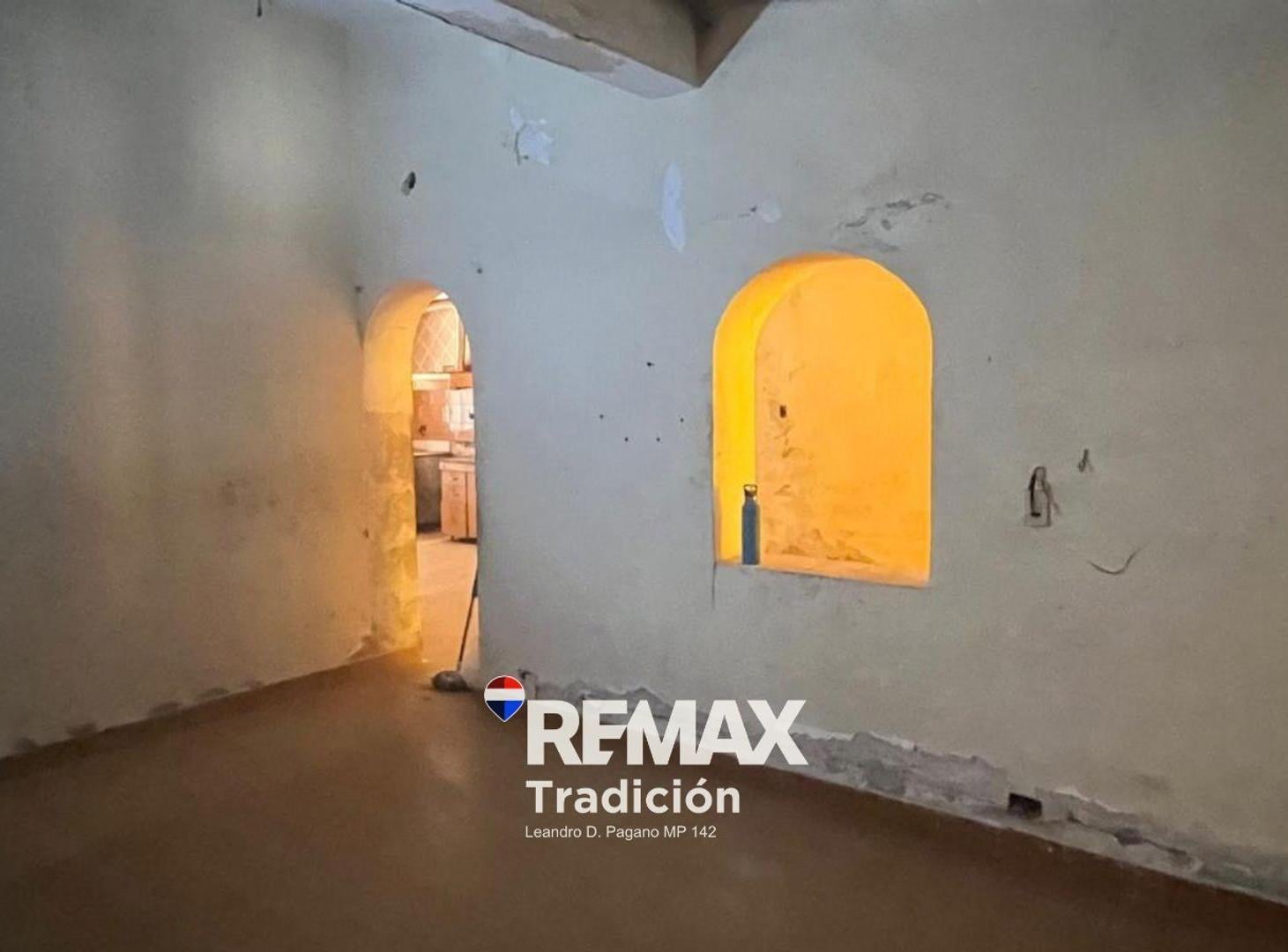 Foto de VENTA CASA + DEPARTAMENTO A RECICLAR - LA LIGURIA, imagen 3