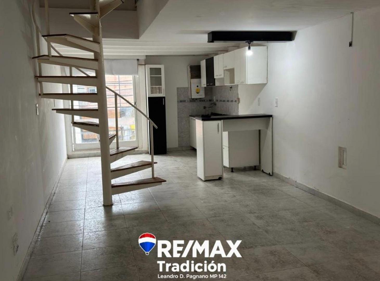 Foto de Venta Departamento dúplex 2 dormitorios Illia 373, imagen 4