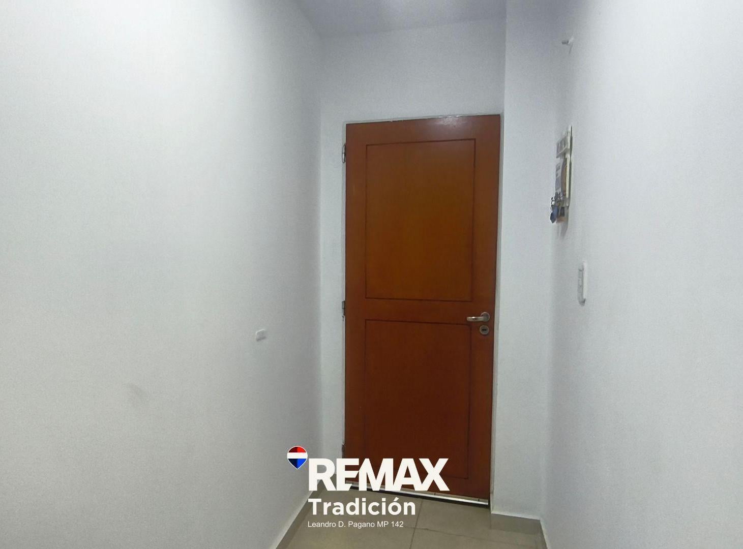 Foto de Dpto Venta 2 dorm c/ cochera Microcentro, imagen 3