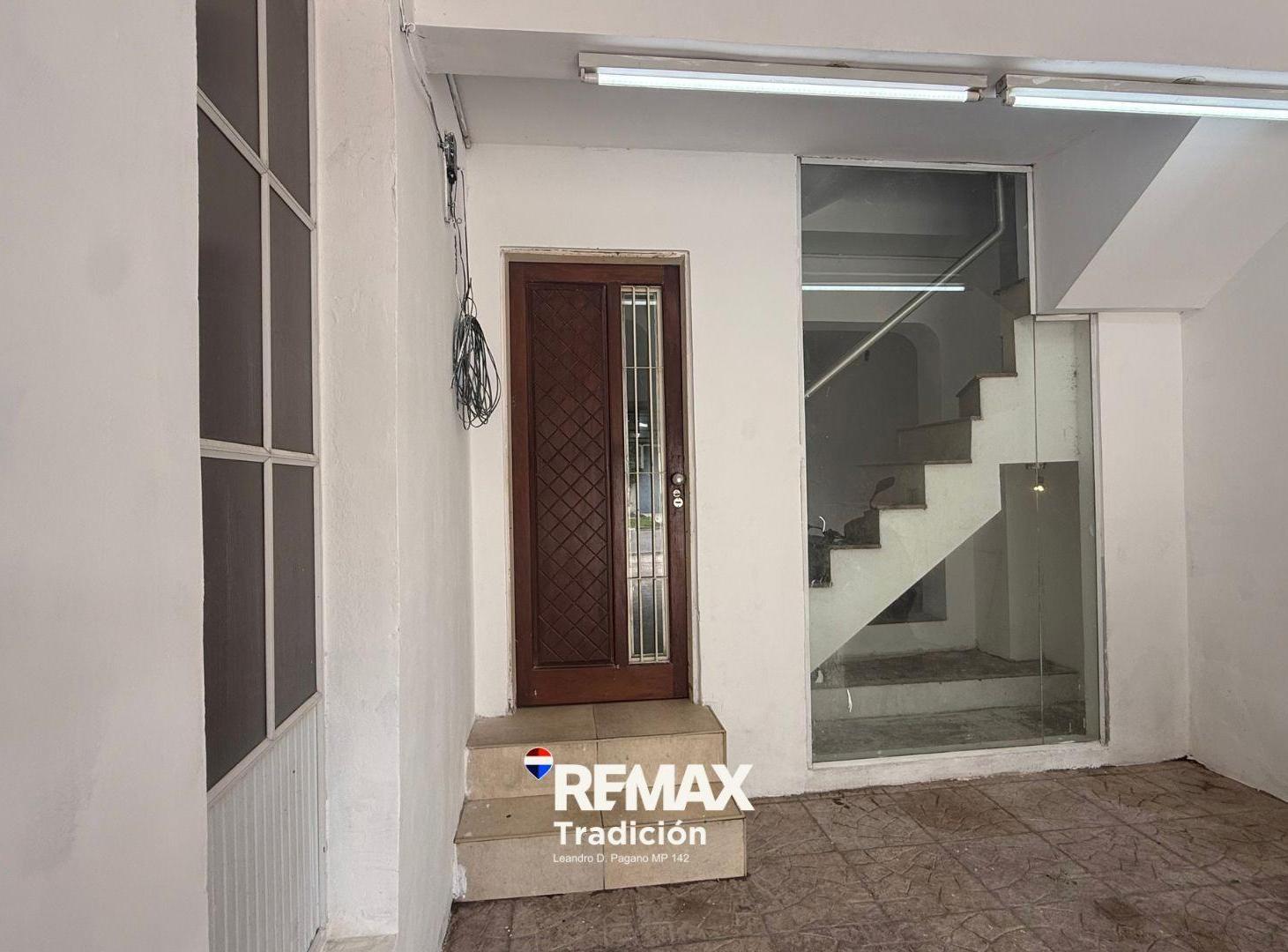 Foto de Casa 6 Amb. En Venta excelente ubicación c/Local, imagen 3
