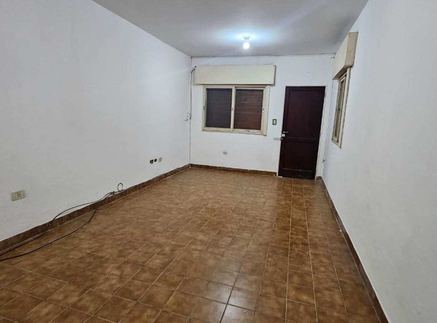 Foto de CASA EN VENTA EN MICROCENTRO DE RESISTENCIA, imagen 5