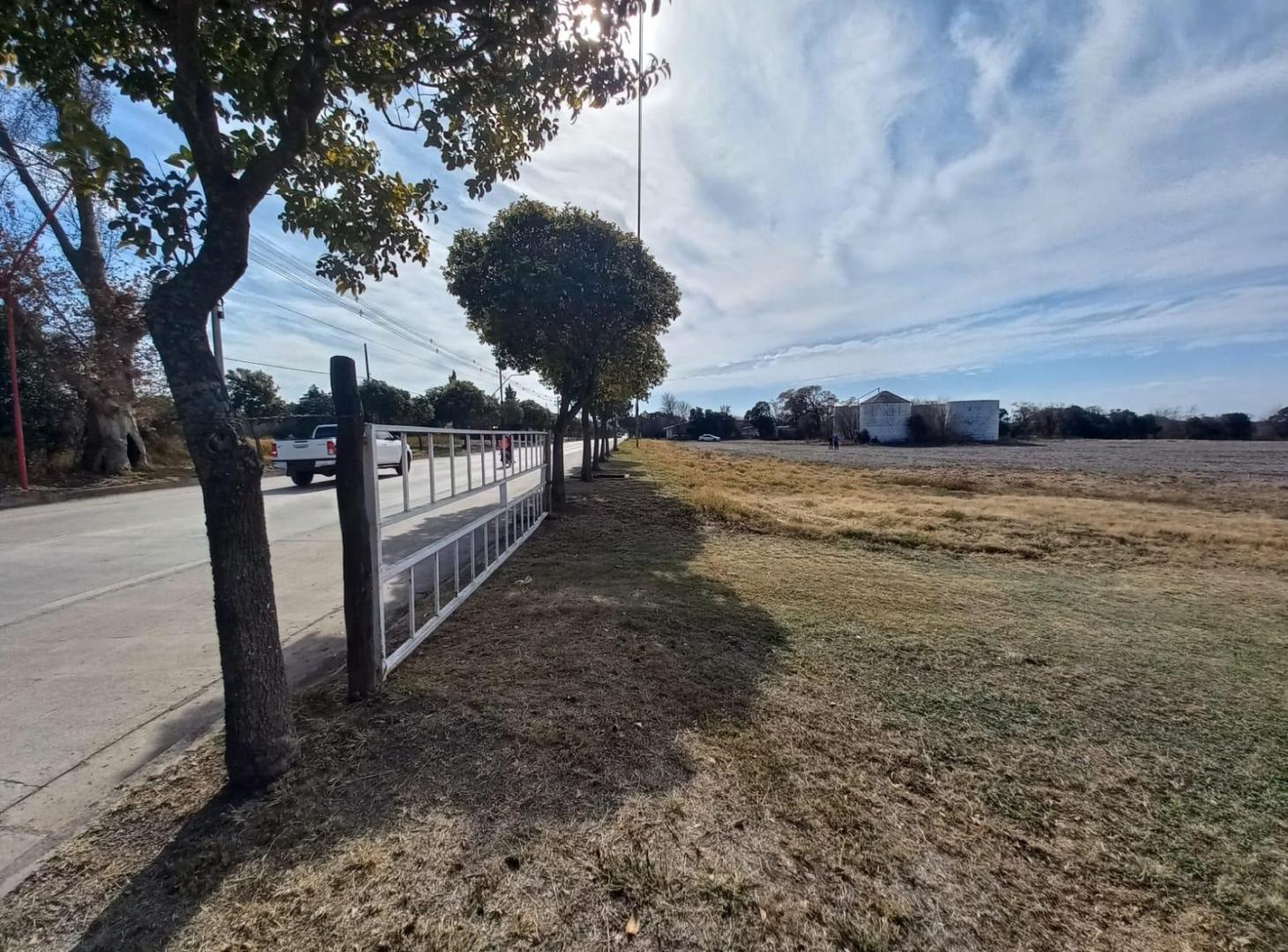 Campo en  Venta ideal loteo. Compatible uso residencial, comercial e industrial