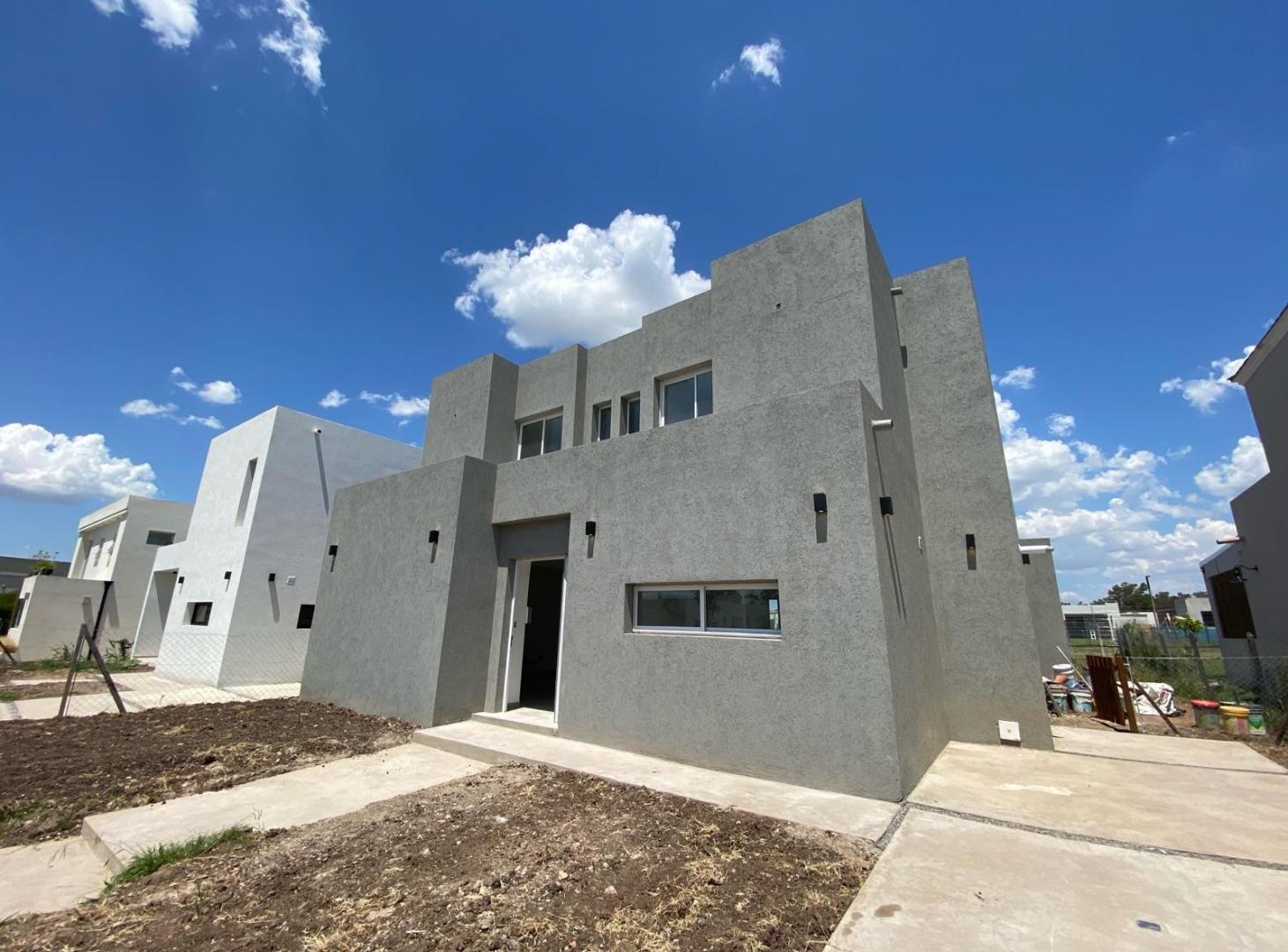 Casa Venta Barrio Santa Lucía Pilar del Este