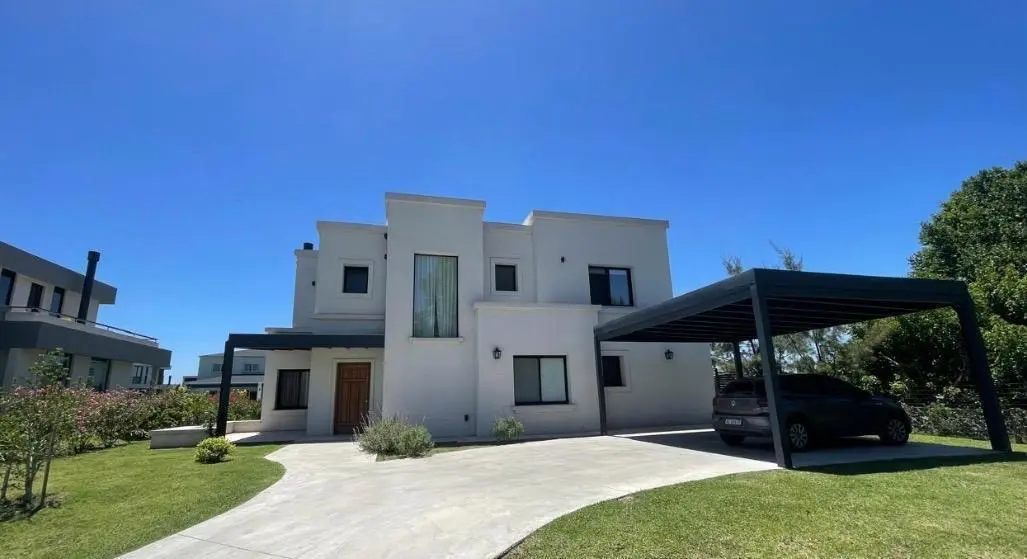Casa en alquiler amoblada 3