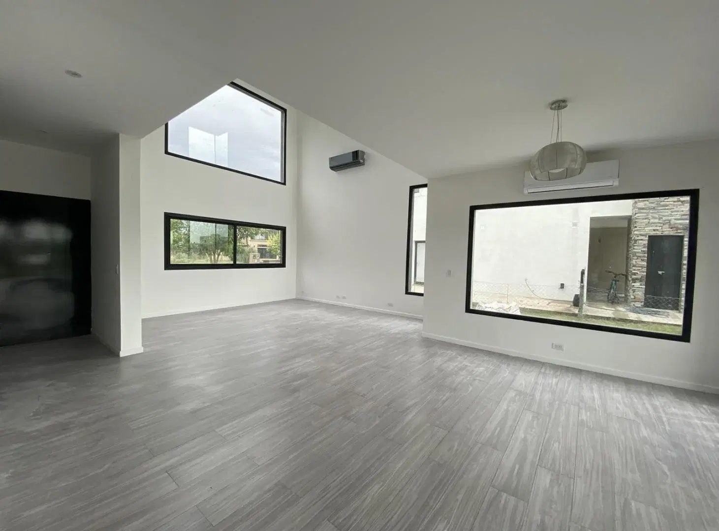 Casa Venta Barrio El Naudir a la laguna 4