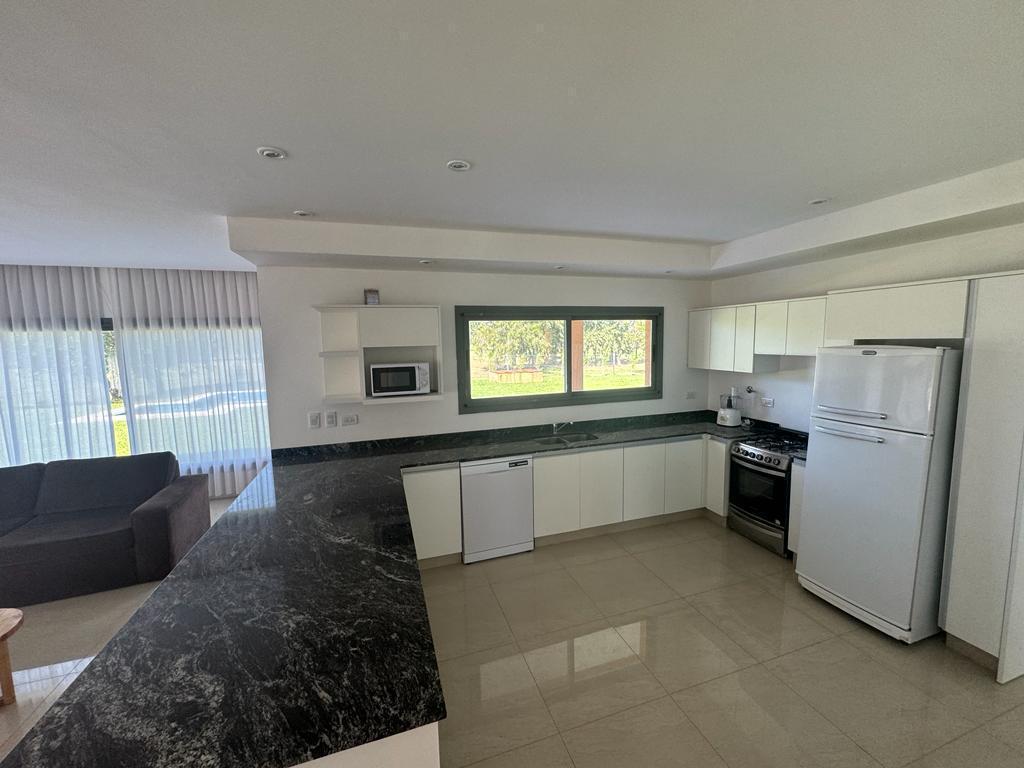 Foto de Hermosa Casa en alquiler y en venta., imagen 4