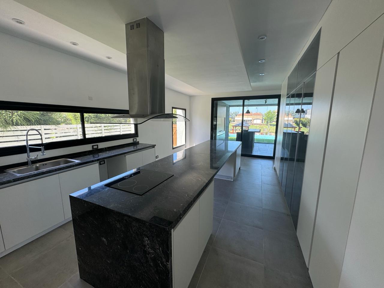 Foto de Casa en San Marco al Rio con amarra, imagen 1