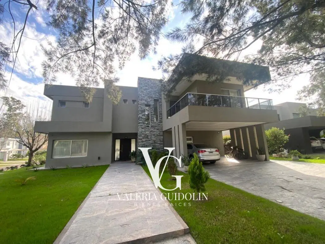 Hermosa Casa en La Reserva Cardales 2
