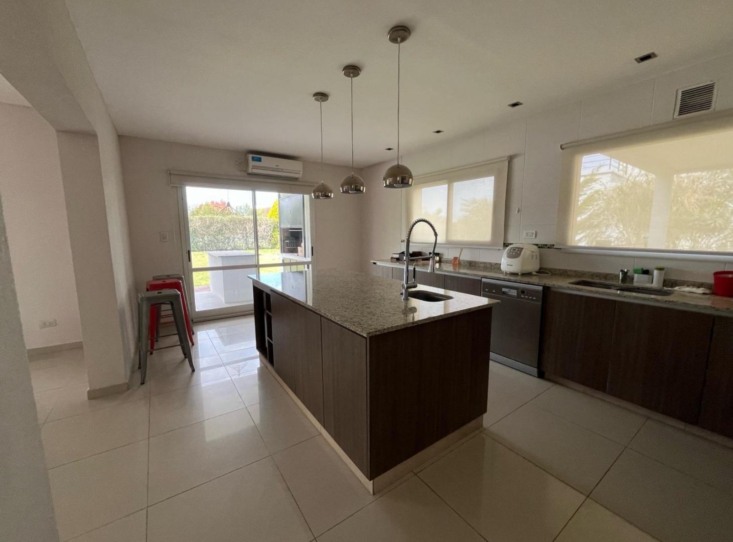 Foto de Casa Venta Haras Santa María Escobar lote interno Molino Norte, imagen 1