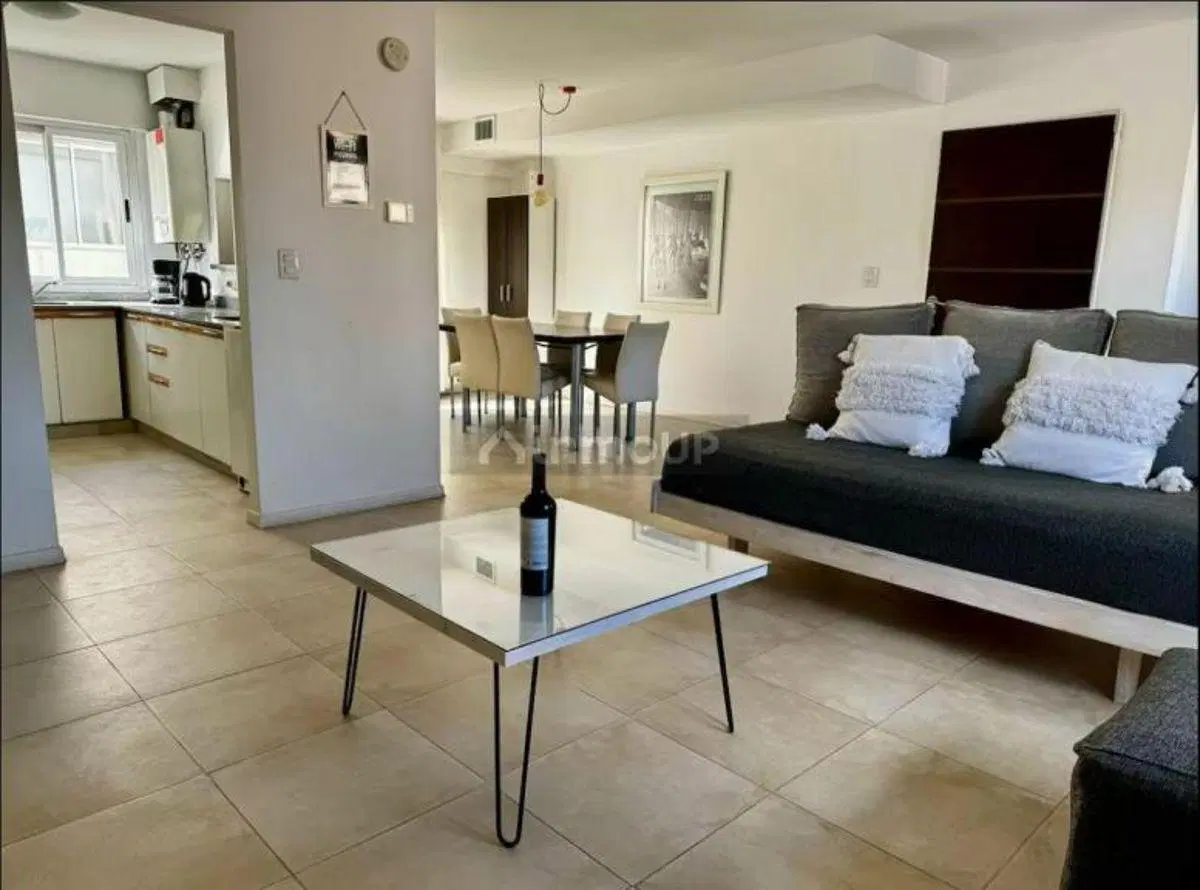 SE ALQUILA DEPARTAMENTO AMOBLADO CALLE NECOCHEA 575 CIUDAD DE MENDOZA , MENDOZA 5