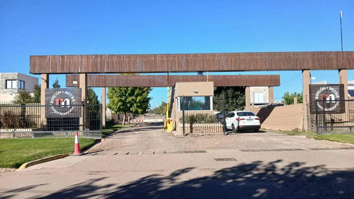 SE VENDE LOTE B° PRIVADO RINCON DE MITRE , CALLE MITRE N°1393 , COQUIMBITO , MAIPU 4