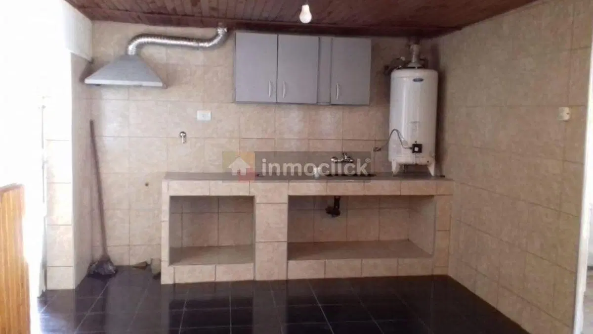 SE ALQUILA DEPARTAMENTO EN CALLE BAHIA BLANCA , SEXTA SECCION , MENDOZA 5