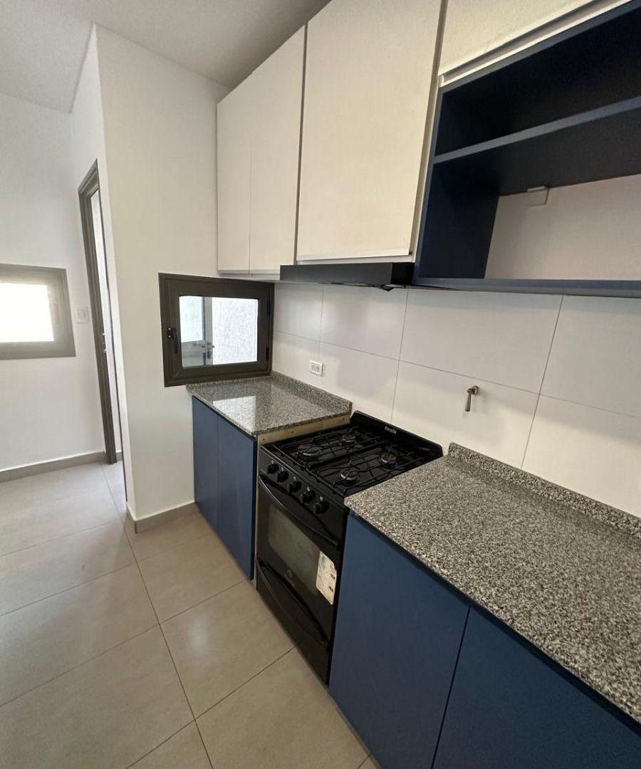Foto de SE ALQUILA HERMOSA CASA EN B° PRIVADO RINCON DE DRUMMOND , LUJAN DE CUYO, imagen 2