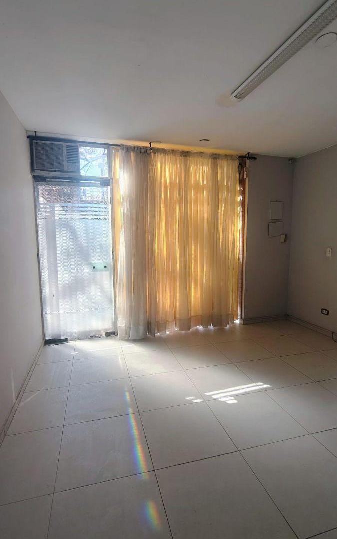 Foto de SE ALQUILA OFICINAS DE TRES AMBIENTES EN CALLE SAN LORENZO 568 CIUDAD, imagen 4