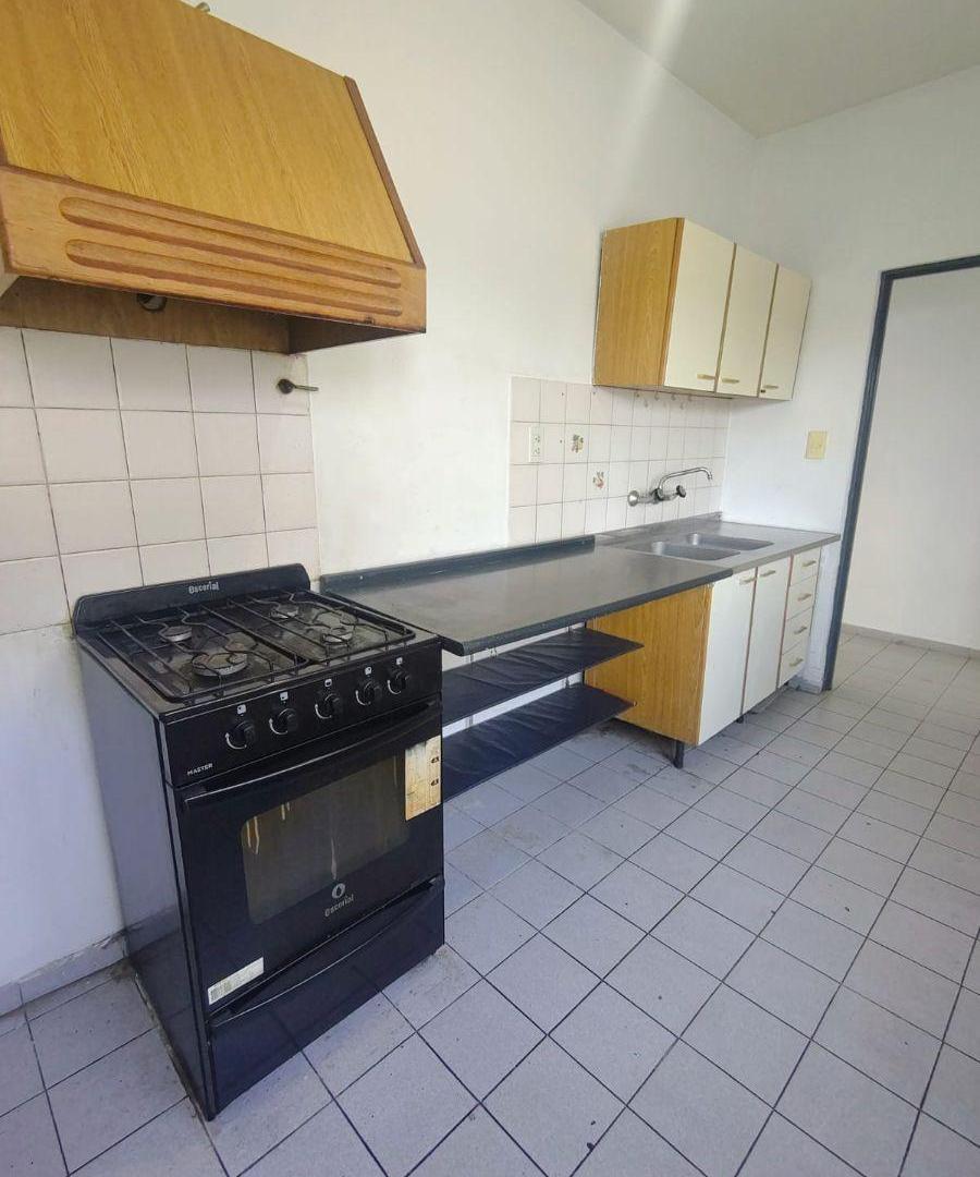 Foto de SE ALQUILA DEPARTAMENTO UBICADO EN CALLE LAS HERAS Y RIVADAVIA DE GODOY, imagen 3