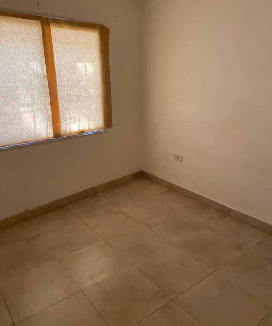 Foto de SE ALQUILA DEPARTAMENTO EXCELENTE UBICACION EN CALLE ALBERDI N°881 DE, imagen 2