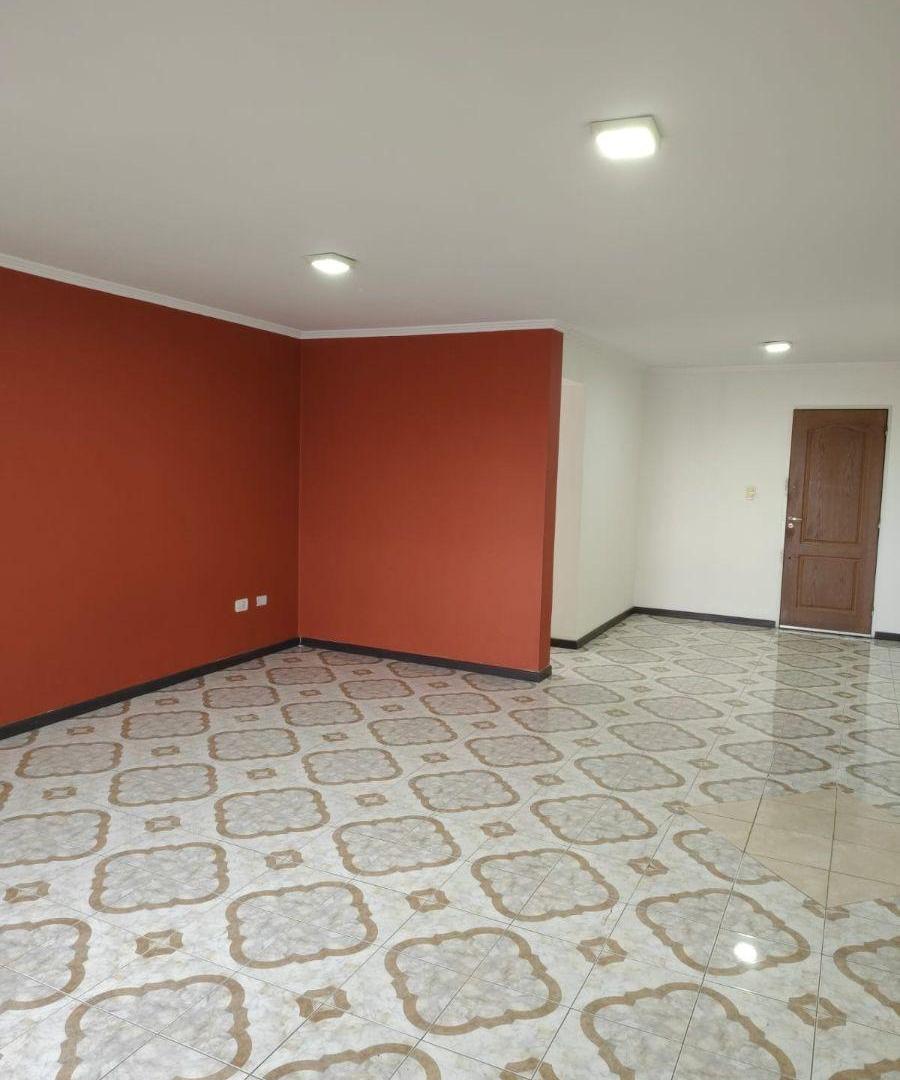 Foto de SE ALQUILA DEPARTAMENTO EXCELENTE UBICACION CALLE VICENTE ZAPATA N°111, imagen 1