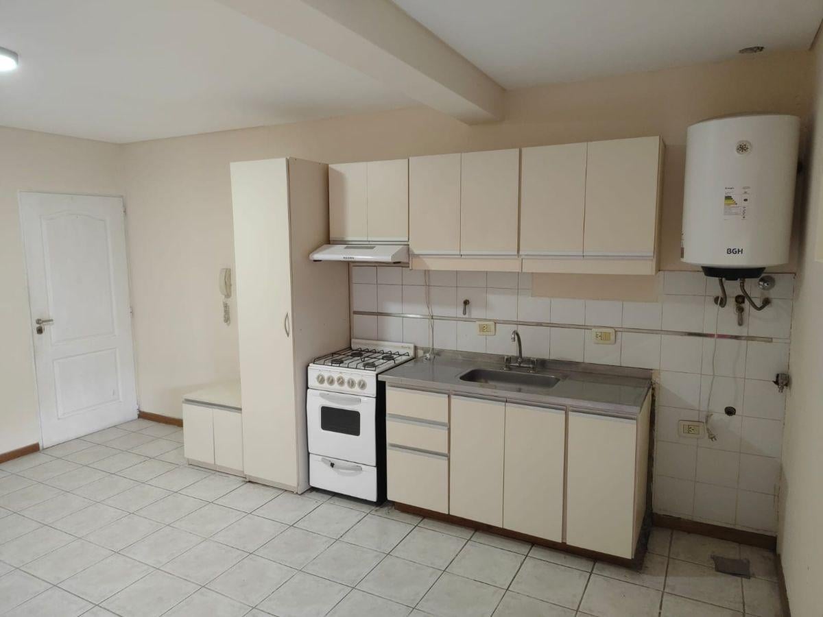 Foto de SE ALQUILA DEPARTAMENTO CALLE VICENTE ZAPATA N°335 DORREGO GUAYMALLEN, imagen 3