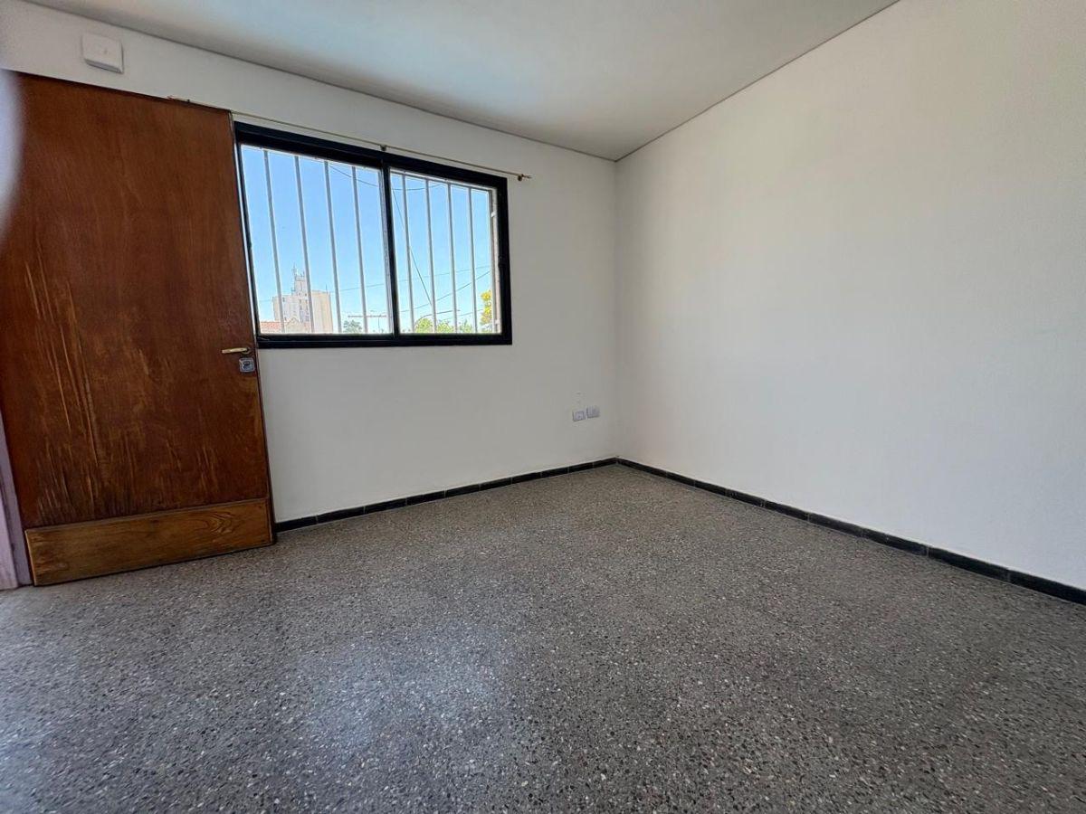Foto de SE ALQUILA DEPARTAMENTO CALLE LAFINUR N°445 GUAYMALLEN, imagen 5
