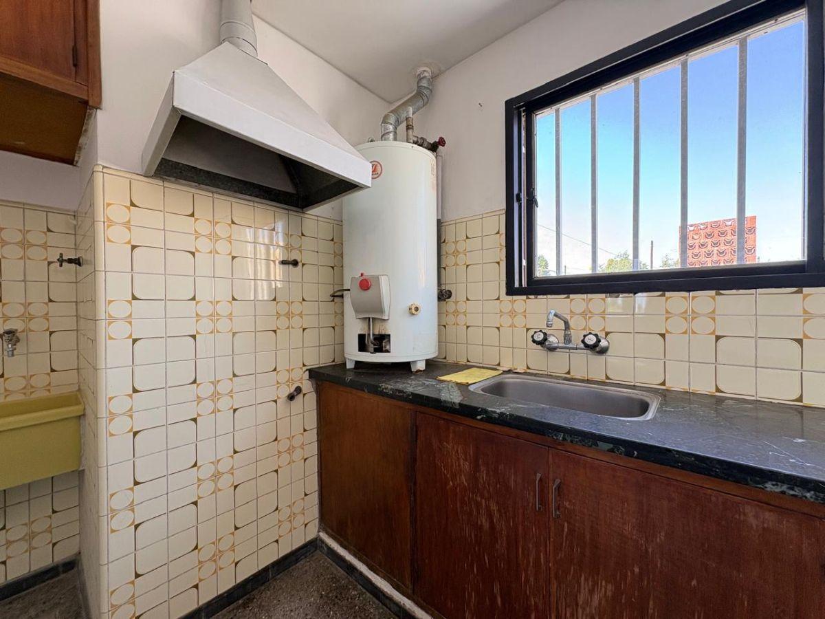 Foto de SE ALQUILA DEPARTAMENTO CALLE LAFINUR N°445 GUAYMALLEN, imagen 2