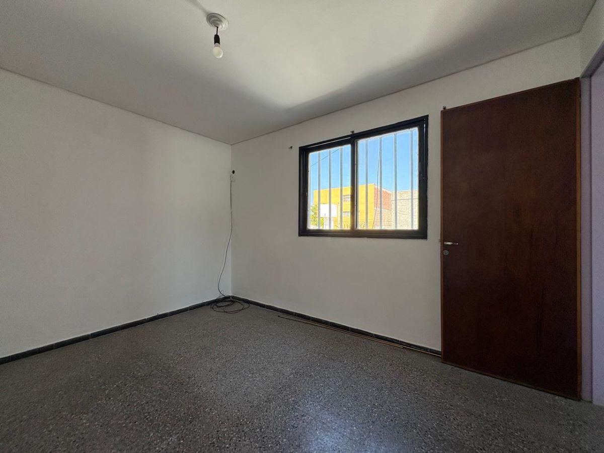 Foto de SE ALQUILA DEPARTAMENTO CALLE LAFINUR N°445 GUAYMALLEN, imagen 4