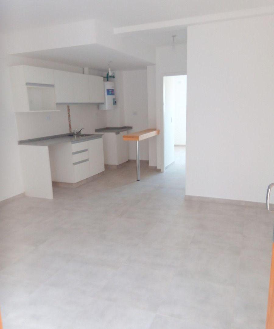 Foto de SE ALQUILA DEPARTAMENTO CALLE FELICIANI N°2289 GODOY CRUZ, imagen 5