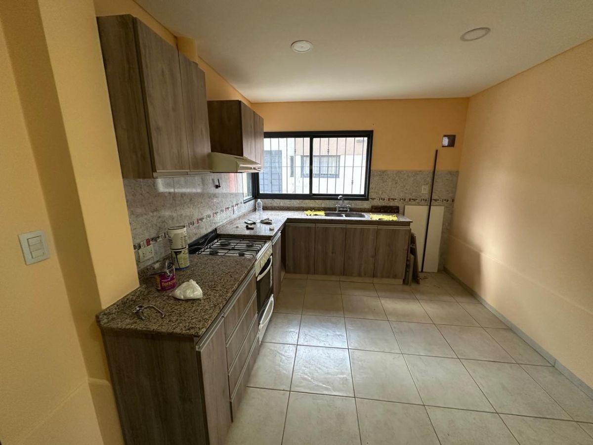 Foto de SE ALQUILA DUPLEX VICTOR HUGO N°3450 GUTIERREZ MAIPU, imagen 4