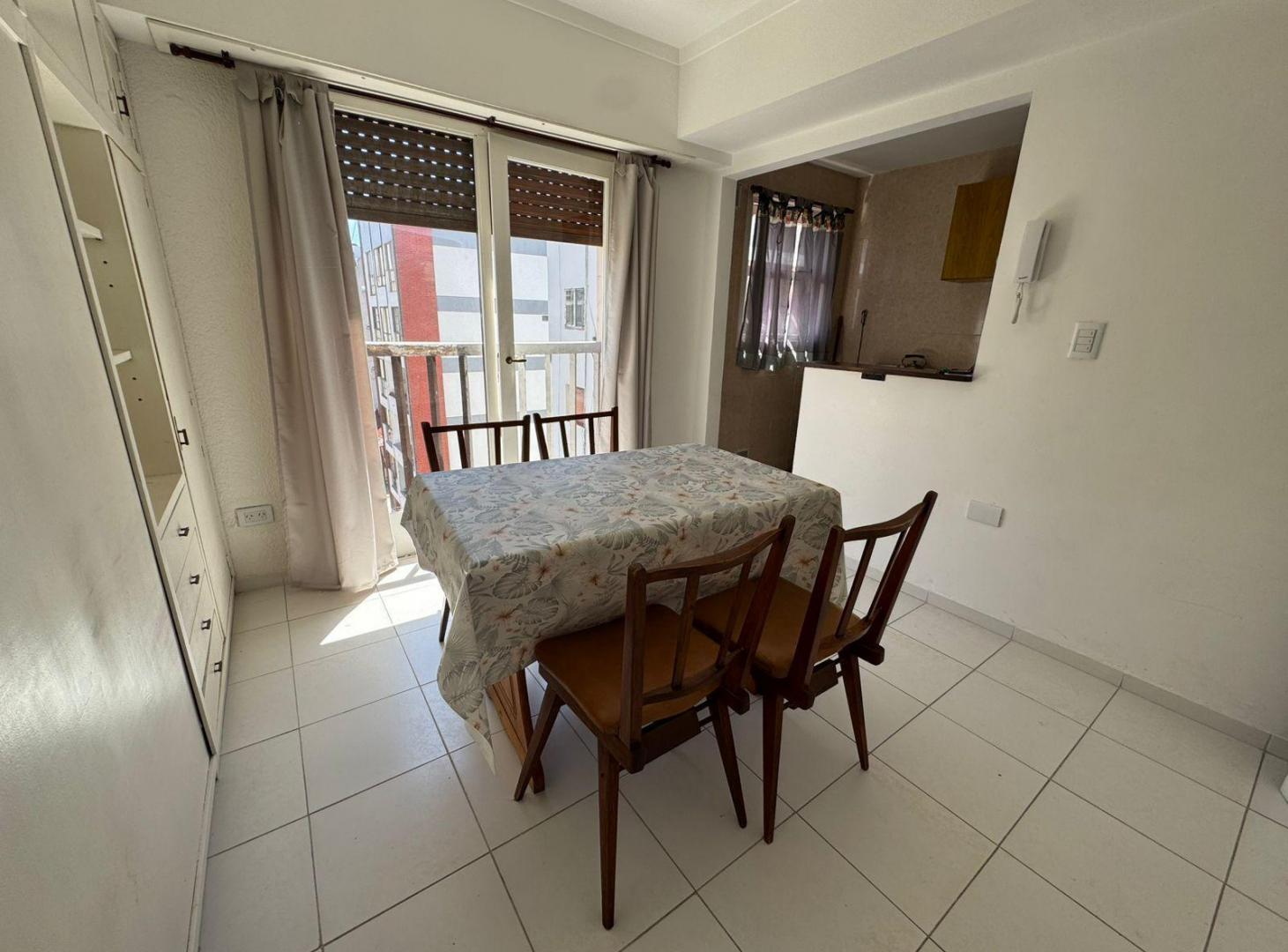 Foto de Departamento 1 ambiente en La Perla, imagen 3