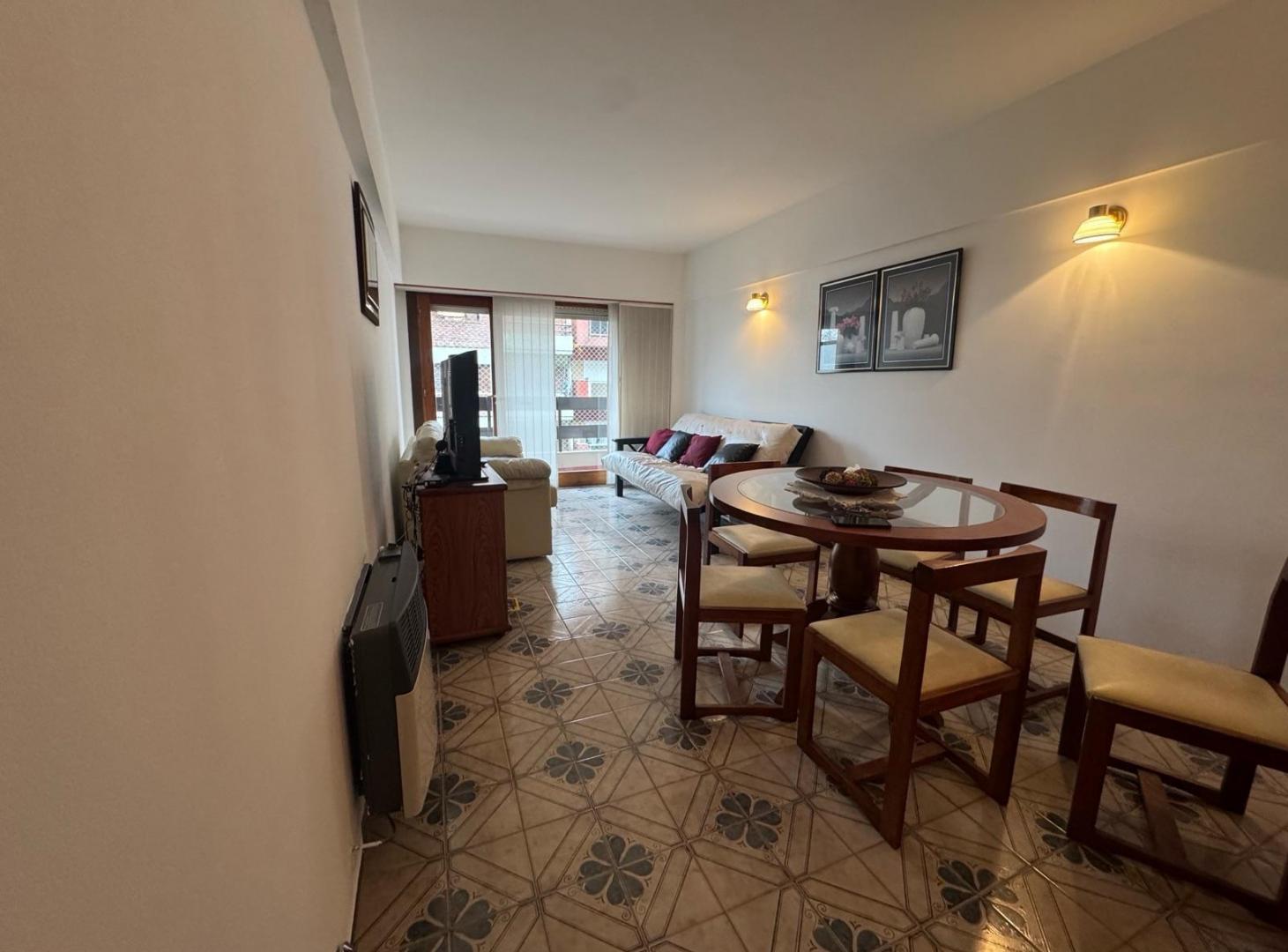 Foto de Departamento 24 meses 2 amb en La Perla, imagen 2