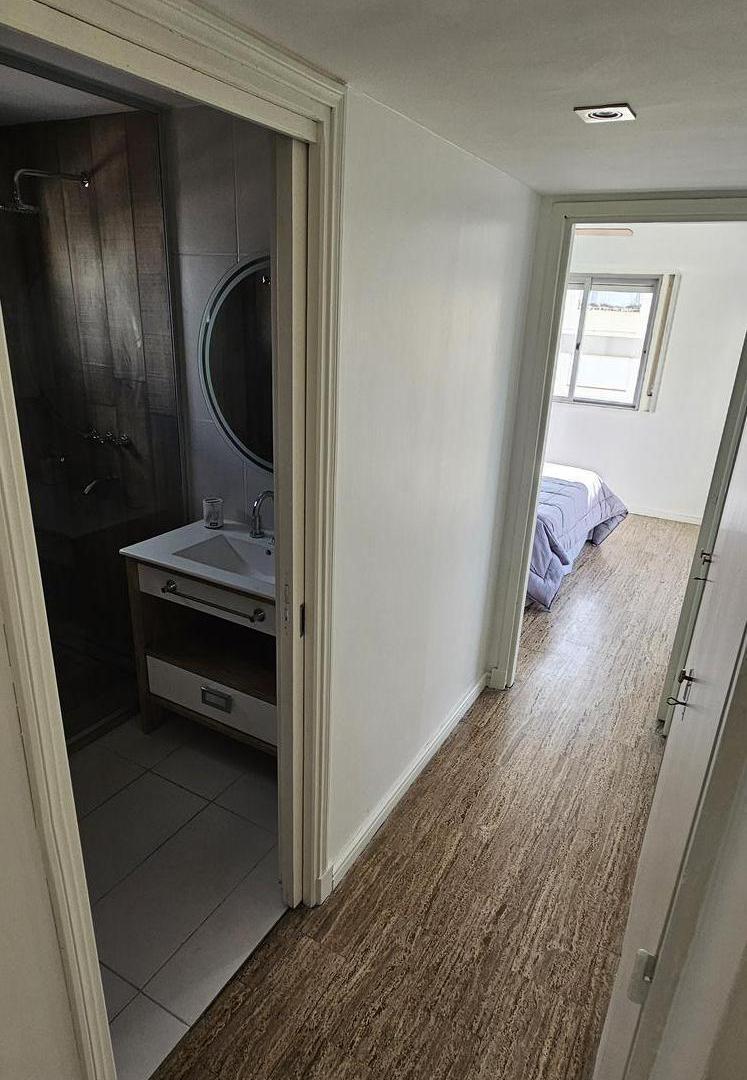 Foto de Departamento 5 ambientes en La Perla, imagen 4