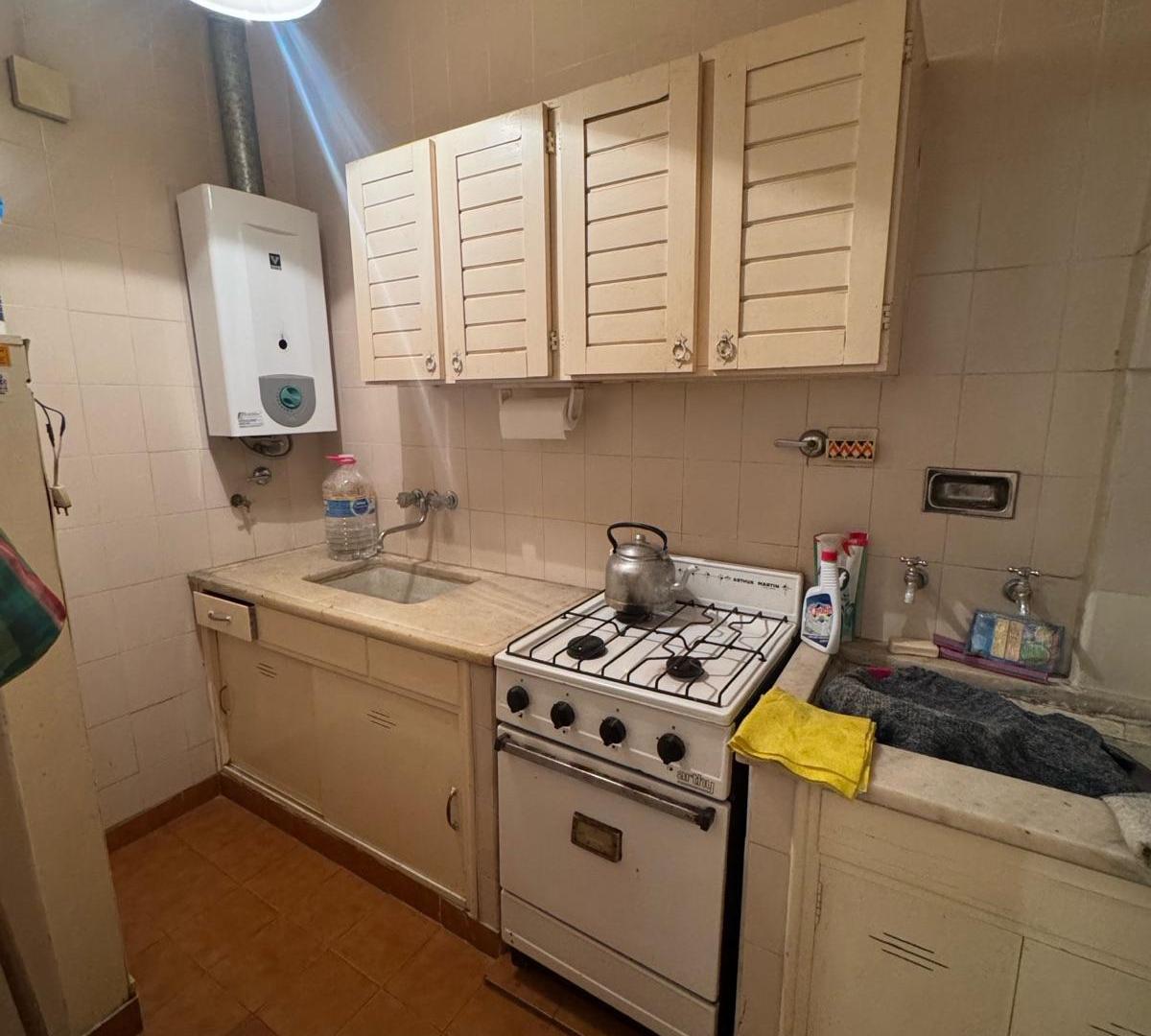 Foto de Departamento 2 ambientes/ planta baja en Plaza Colon, imagen 2