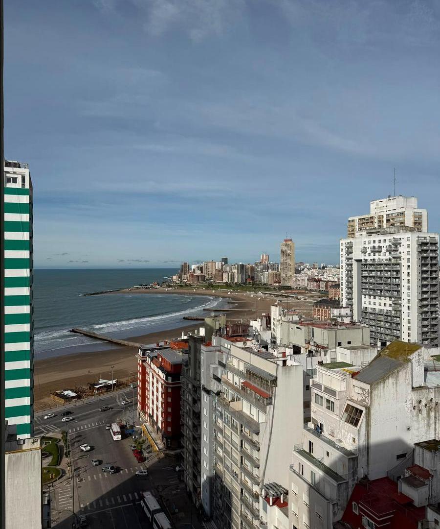 Foto de Departamento en VENTA, 3 ambientes vista al mar. Zona CENTRO, imagen 3