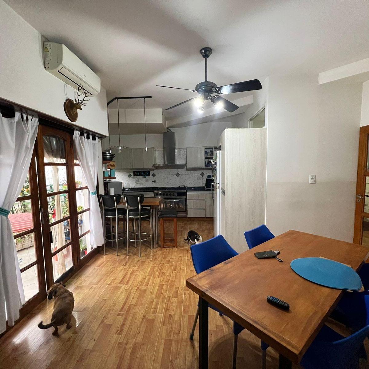 Propiedad de 4 Dorm. Zona Residencial (Bolivar y Avellaneda) 1