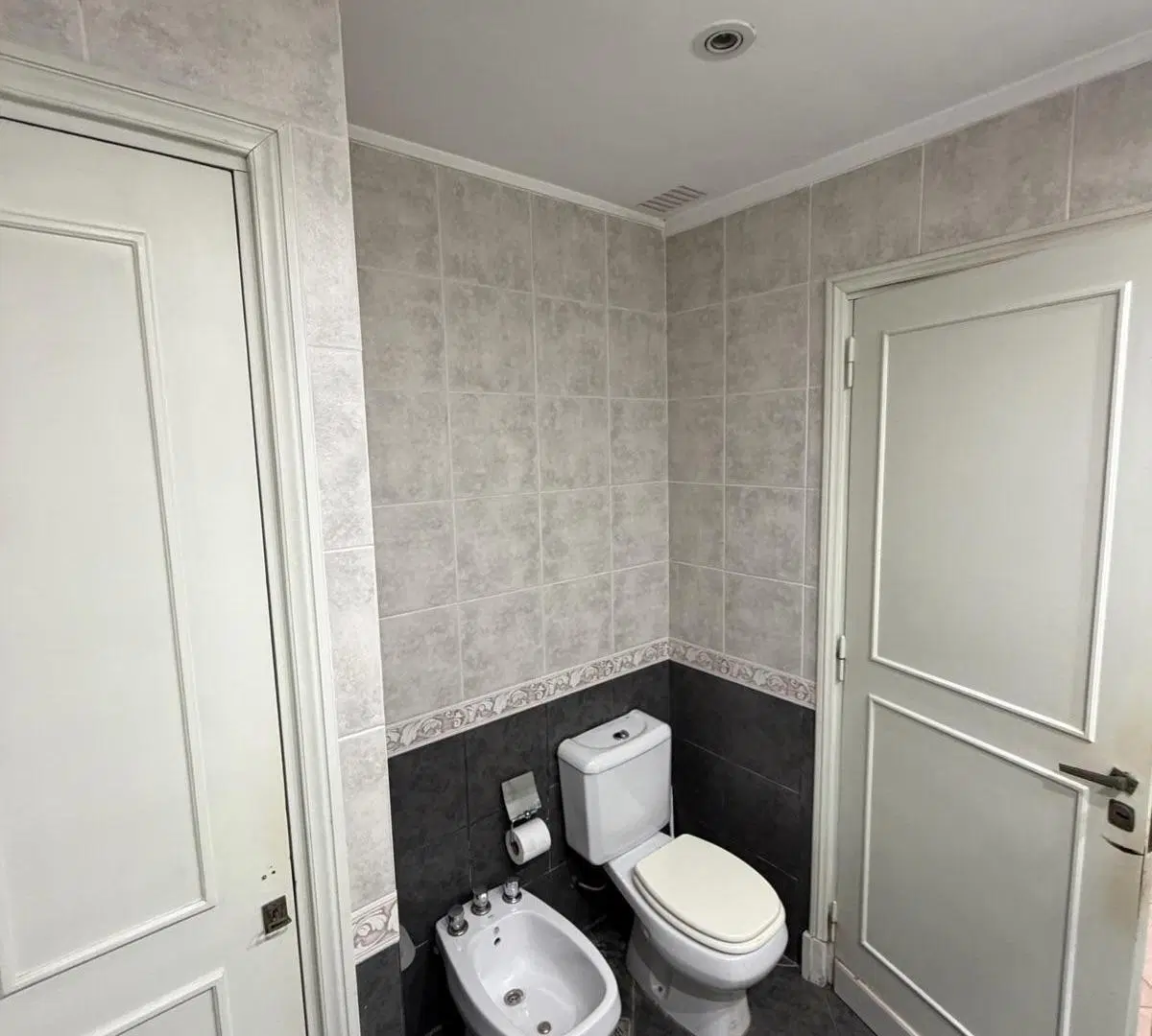 Departamento en venta sobre avenida independencia. 4