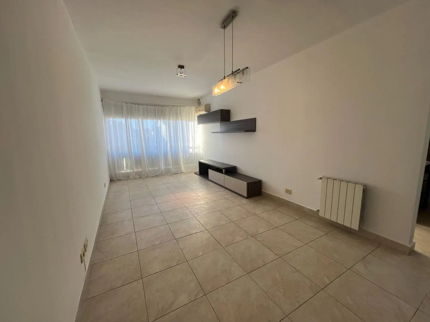 Departamento en Castelar Norte. 1