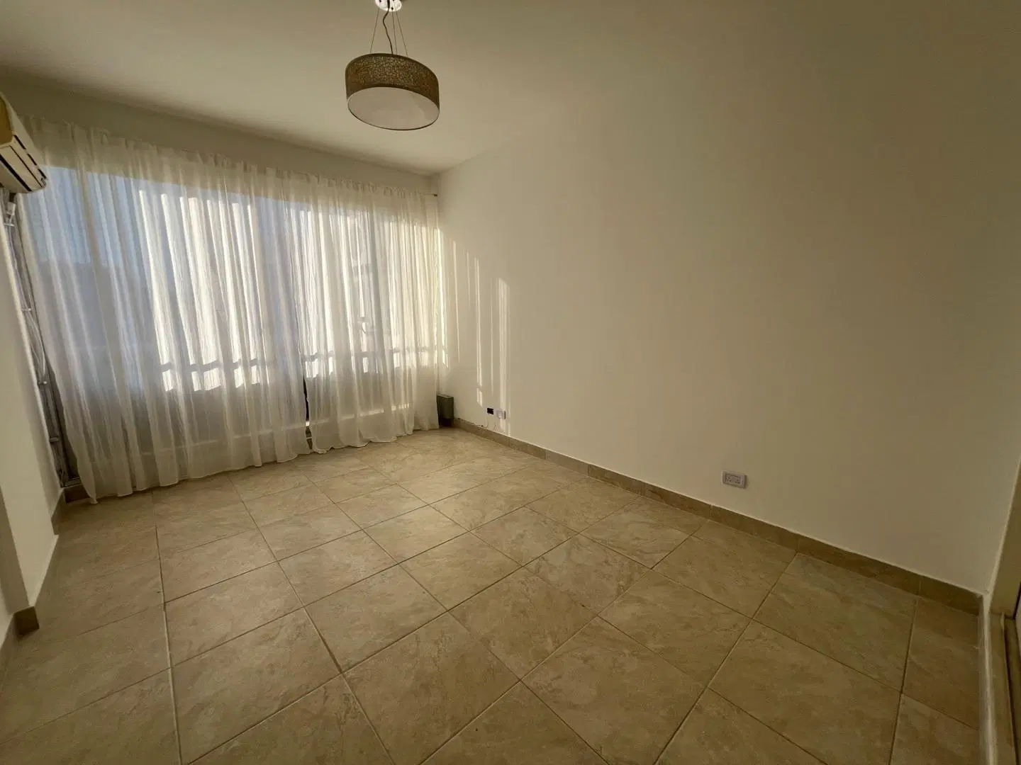 Departamento en Castelar Norte. 4