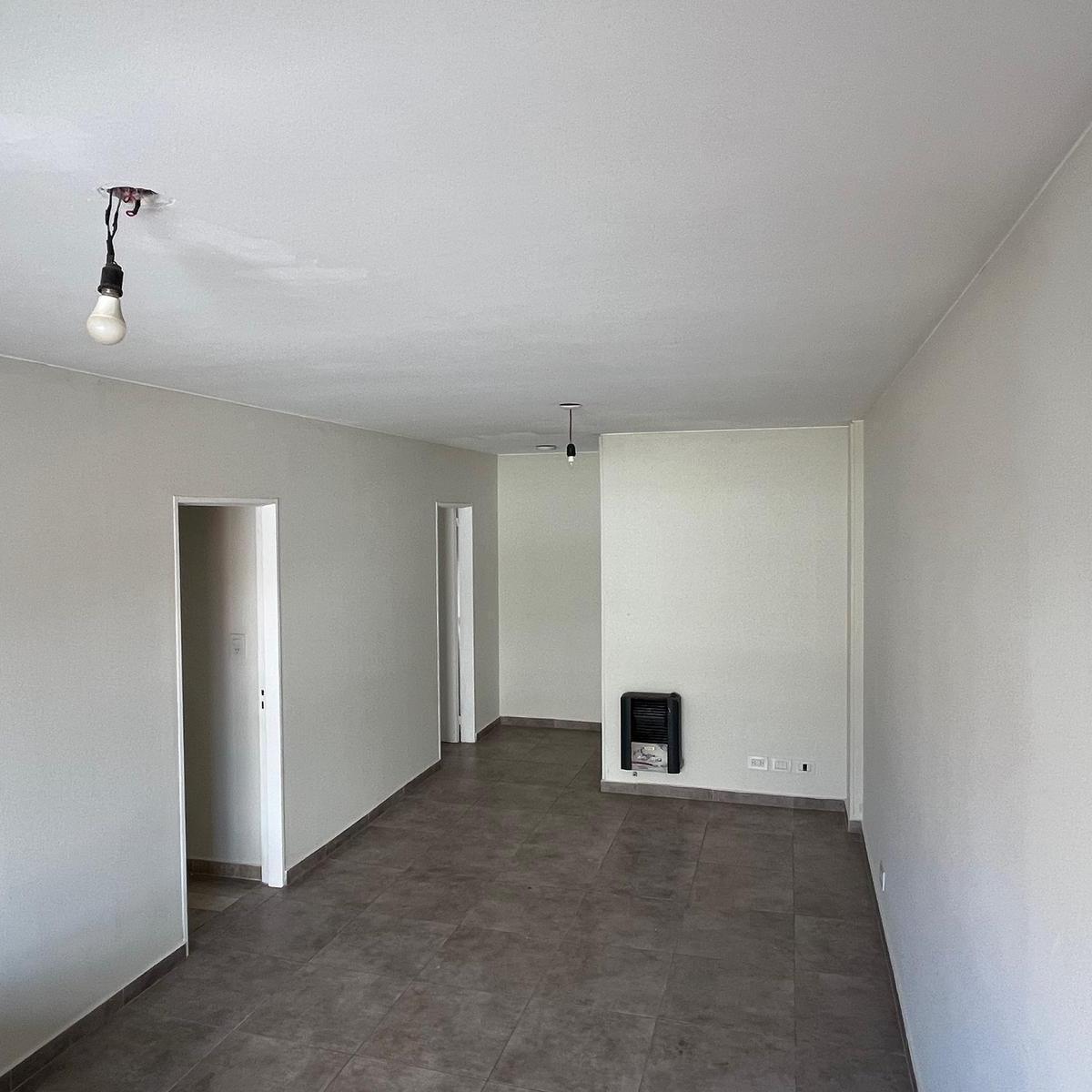 Venta Departamento en Centro 3 Dorm. Reciclado 4