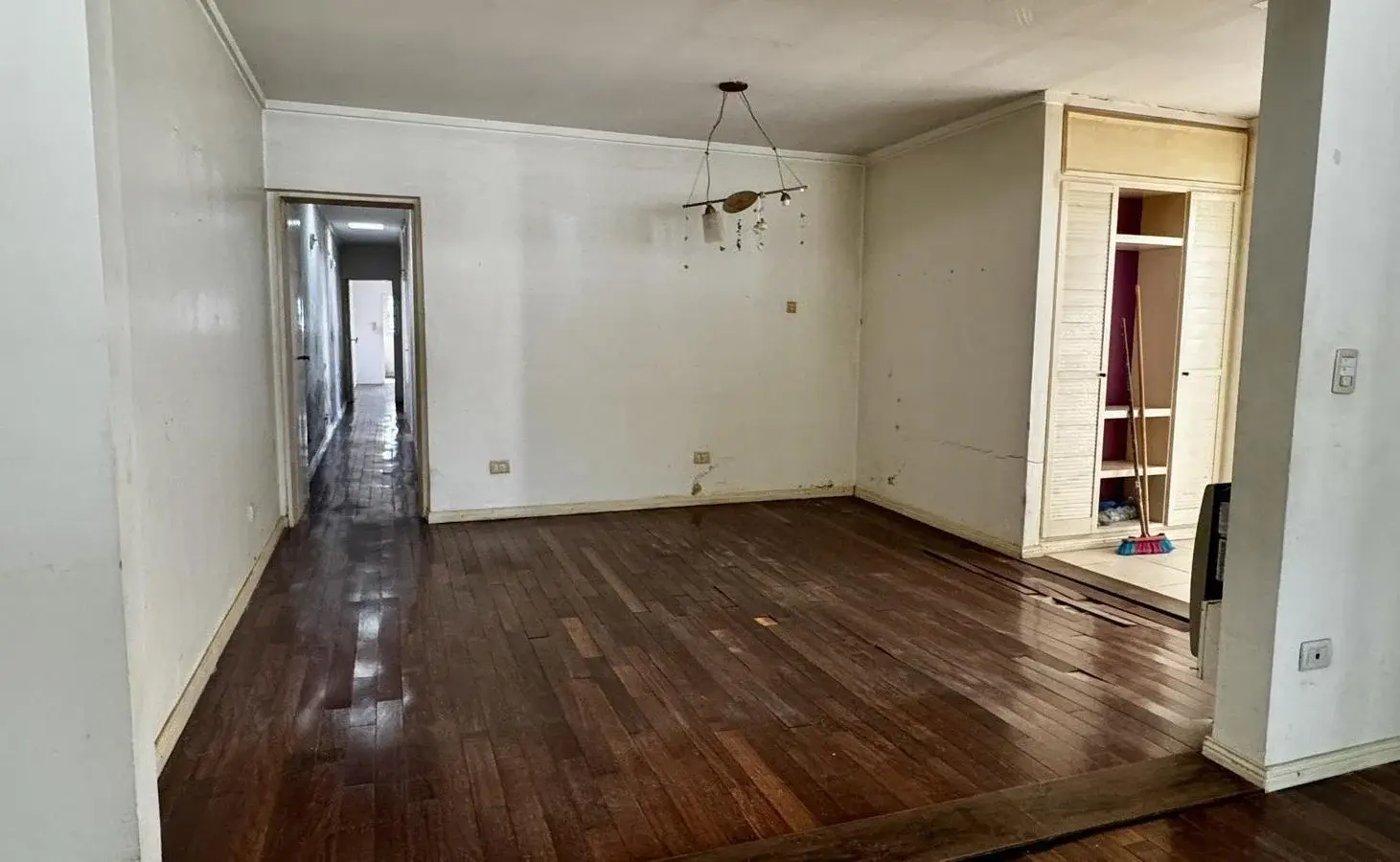 Casa en venta de 3 dormitorios y jardín amplio Rosario 4