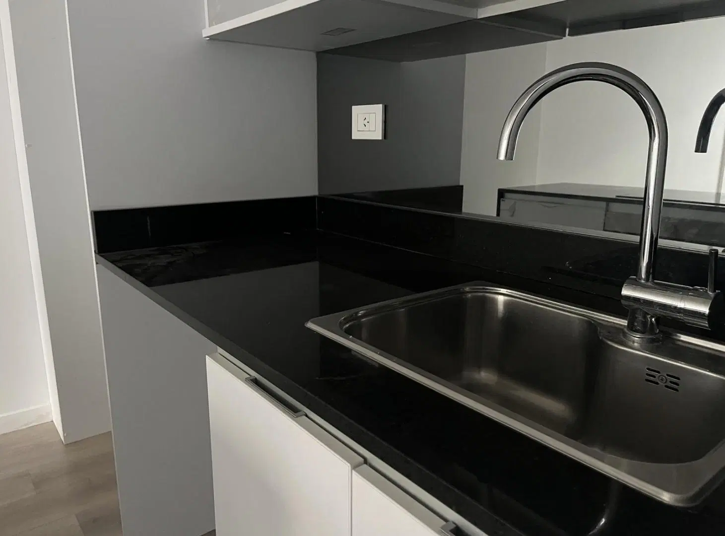 Alquiler - Departamento 2 dormitorios y 2 baños a metros del Rio 5