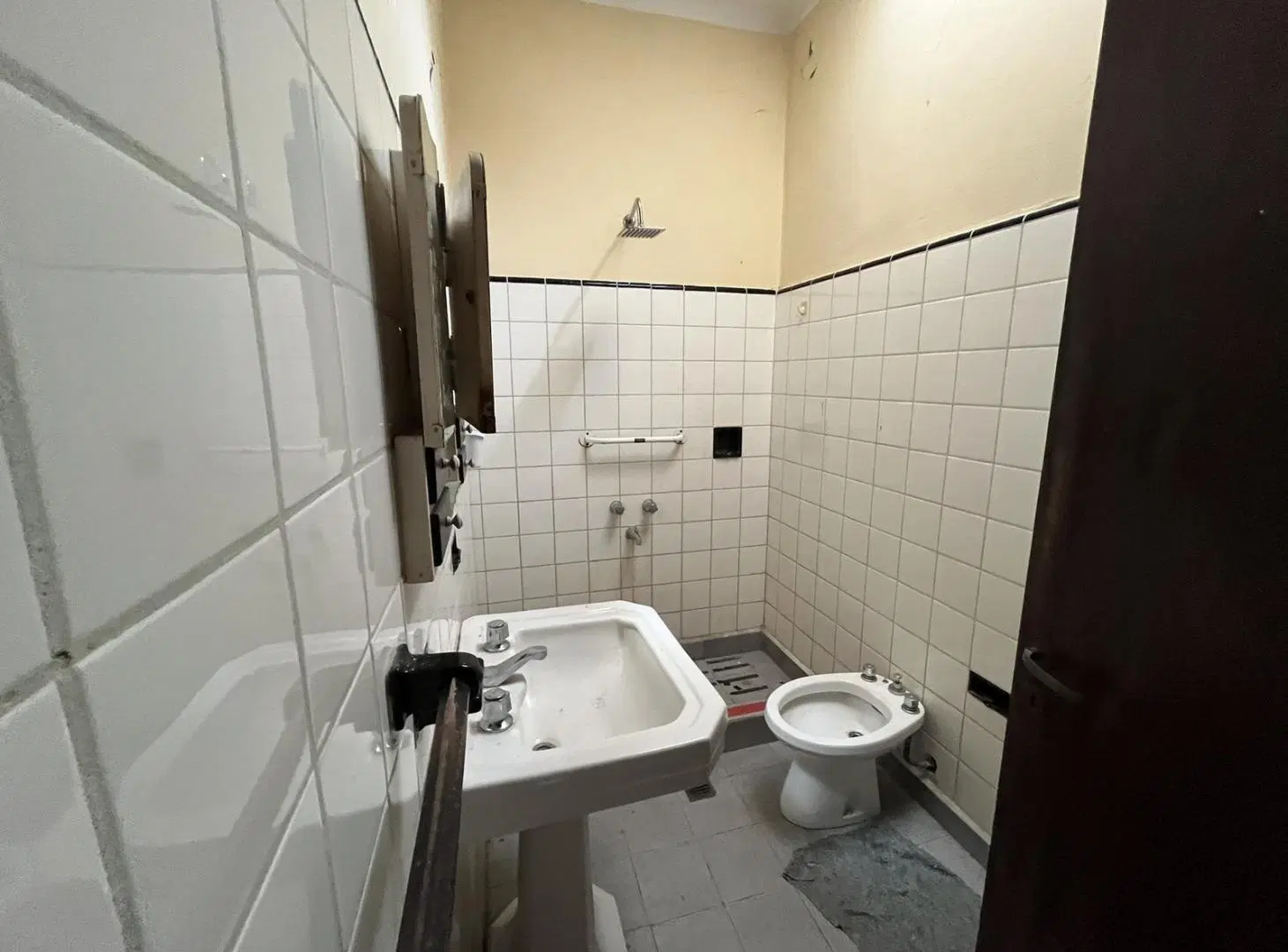 Casa en venta 2 dormitorios. Aplio terreno. 5