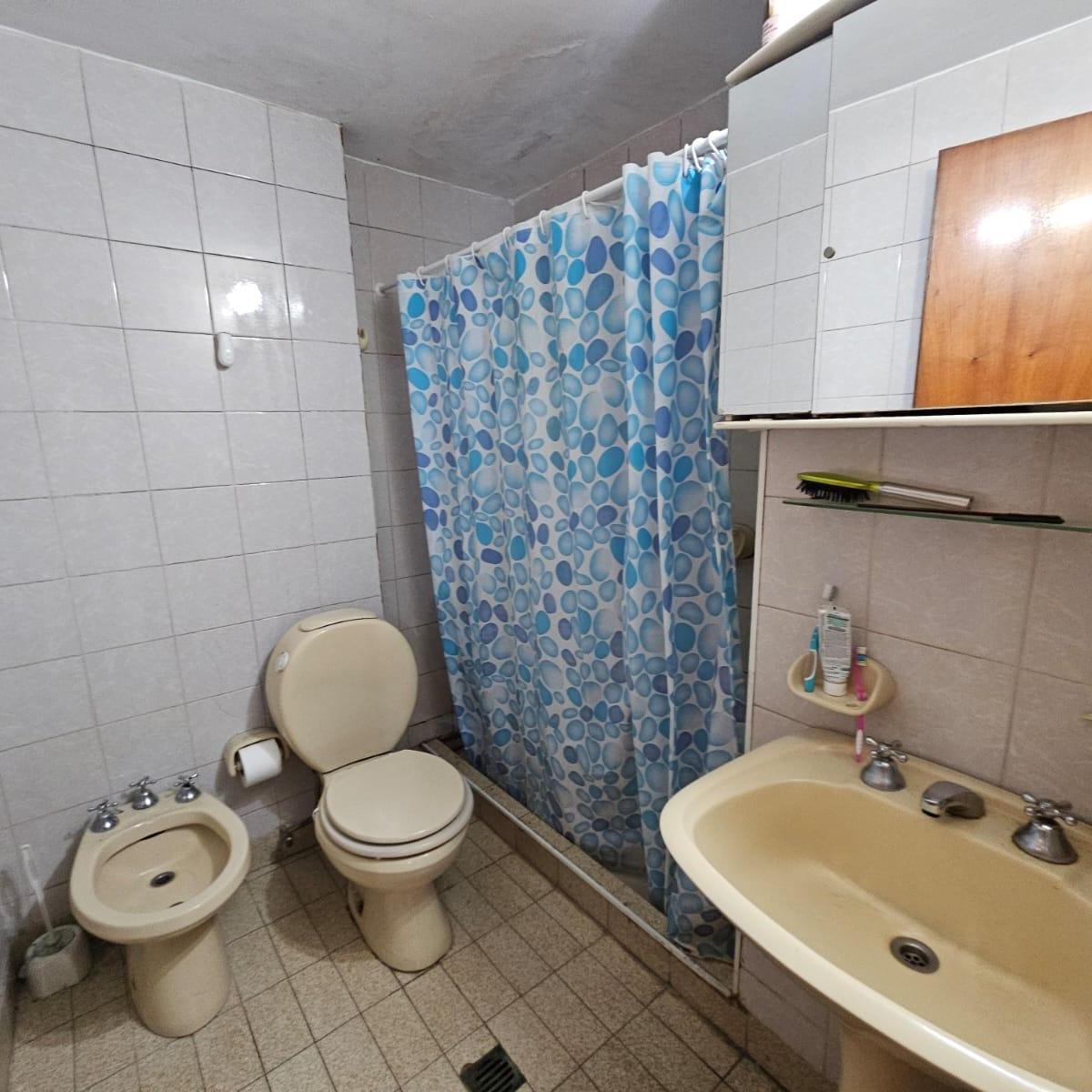 Venta Dpto. 2 Dorm. y Cochera Zona Centro. 2