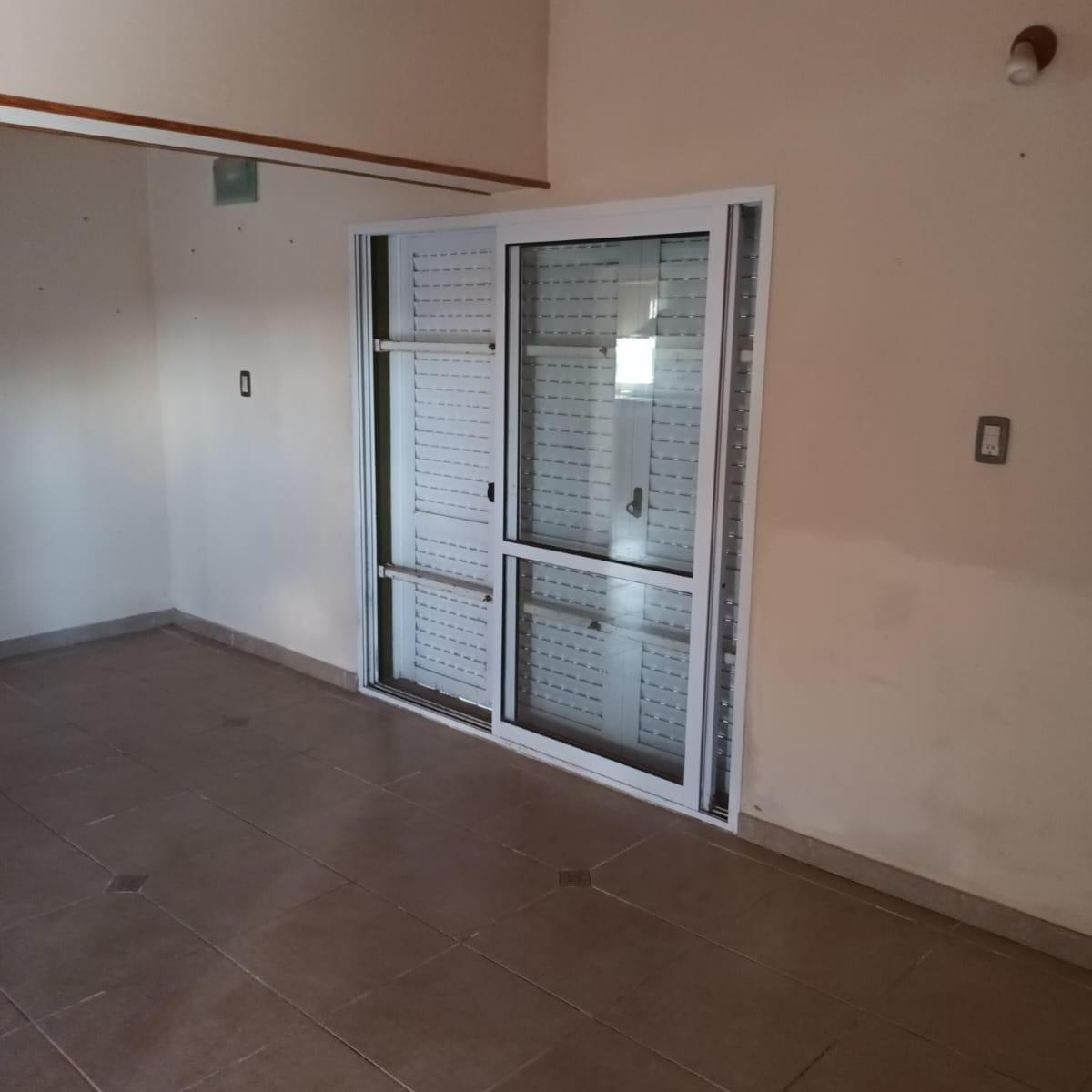 Casa en El Portal del Leyes! 2