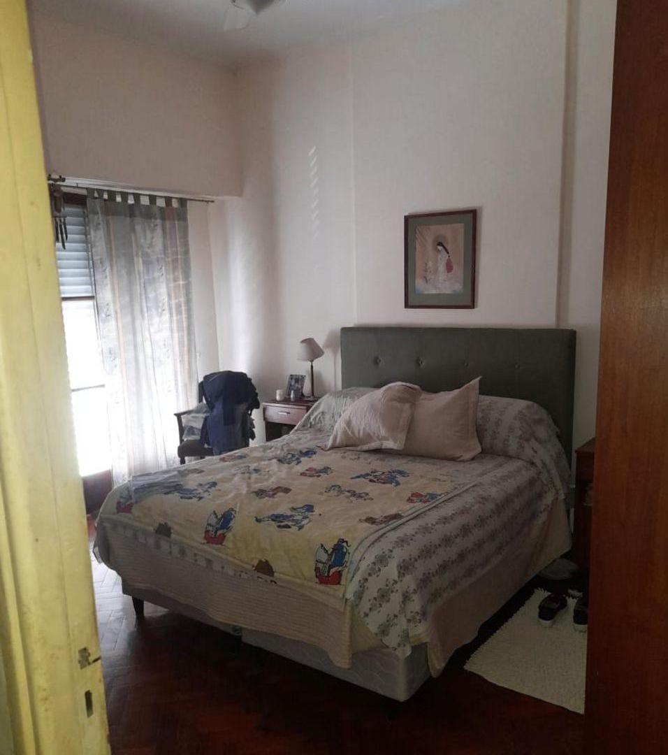 SE VENDE CASA EN BARRIO CONSTITUYENTES