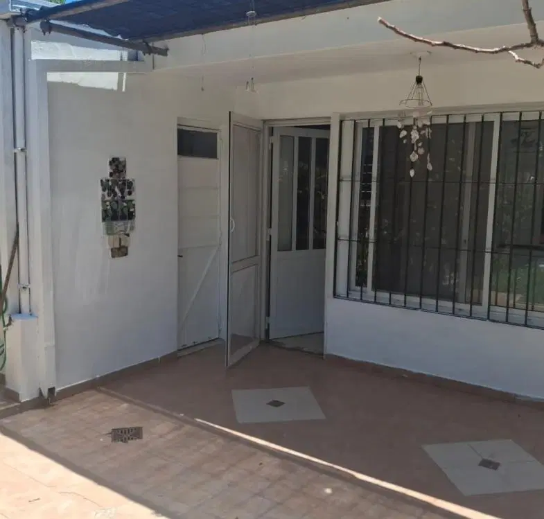 Hermosa casa de 3 dormitorios en Barrio Mayoraz 3