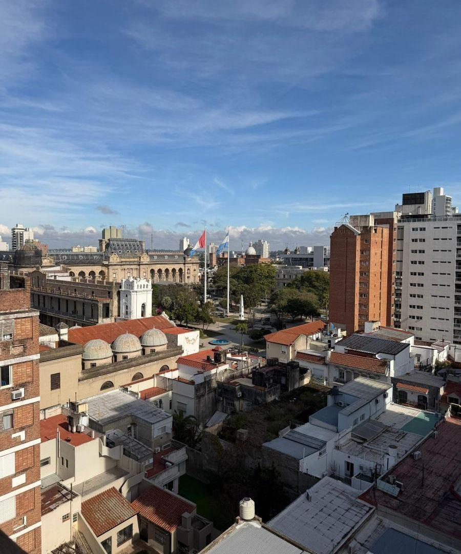 DEPARTAMENTO A METROS DEL CASCO HISTORICO