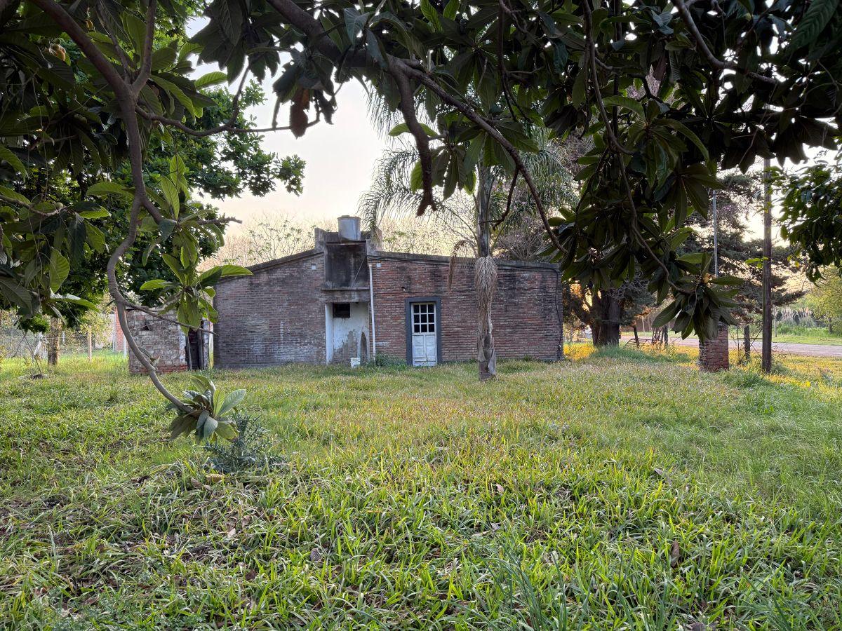 Foto de Casa de 300 m² con 2 dormitorios en venta en Candioti, imagen 2