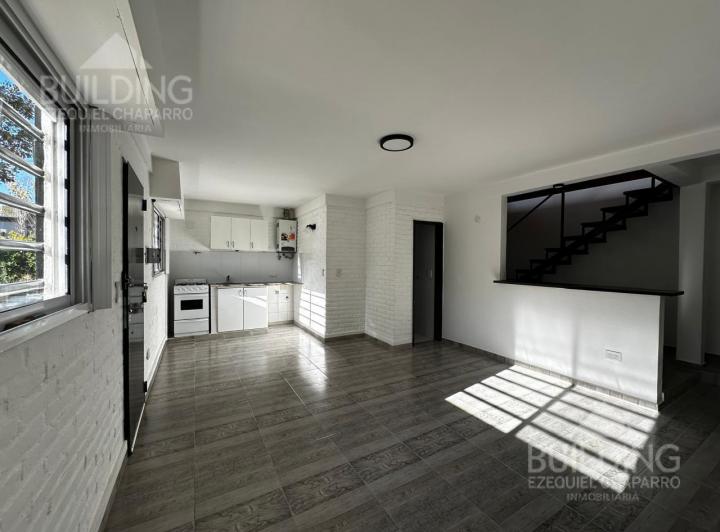 Casa en alquiler - 1 dormitorio - pileta - Villa Parque Sicardi La Plata 1