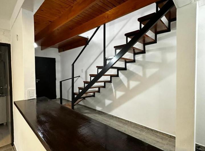 Casa en alquiler - 1 dormitorio - pileta - Villa Parque Sicardi La Plata 3