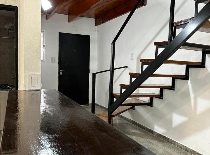 Casa en alquiler - 1 dormitorio - pileta - Villa Parque Sicardi La Plata 4